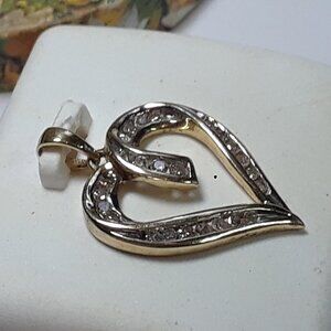Estate .25ctw Natural Round Diamond Channel set 10Kt Y/Gold Heart Pendant #20341